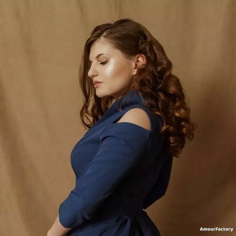 Tatiana, 26
