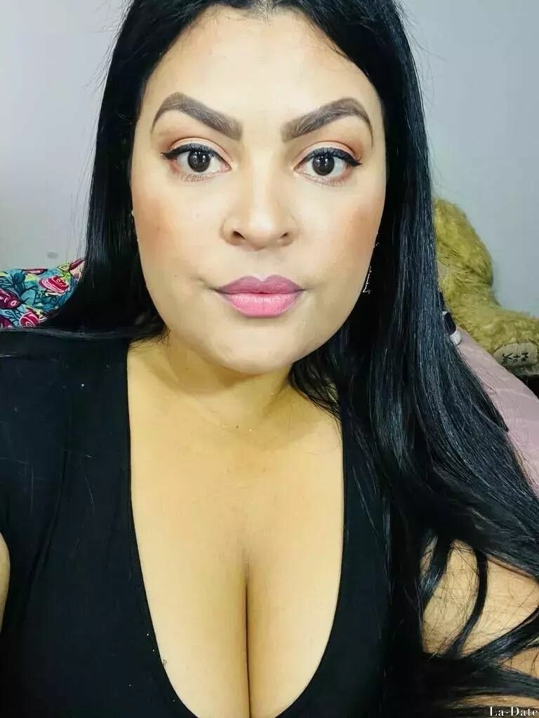 Jennifer, 29